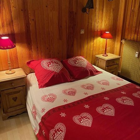 Le Petit Chalet 아론 외부 사진