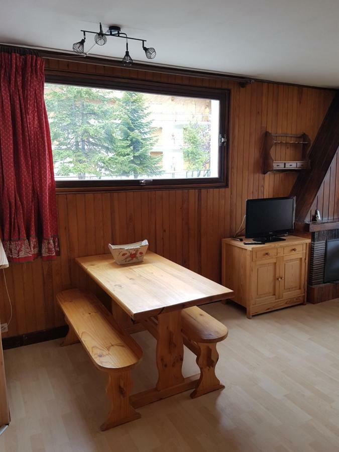 Le Petit Chalet 아론 외부 사진