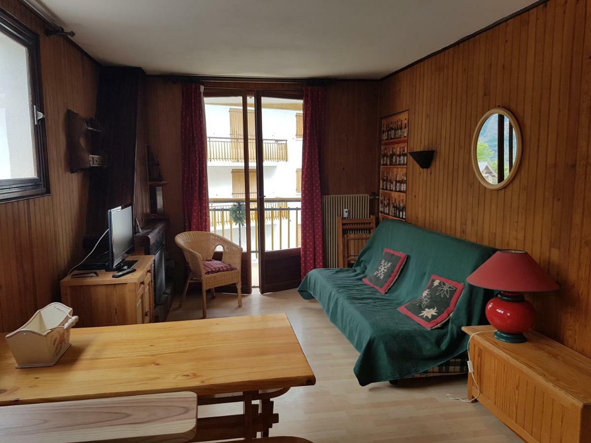 Le Petit Chalet 아론 외부 사진